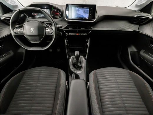Peugeot 208 1.2 PureTech Sport (APPLE CARPLAY, GROOT NAVI, 360 CAMERA, LM VELGEN, SPORTSTOELEN, TREKHAAK, PAR... ActivLease financial lease