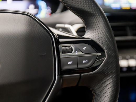 Peugeot 3008 1.6 HYbrid 225 GT Sport 225Pk Automaat (PANORAMADAK, NIEUW MODEL, NAPPA LEDER, APPLE CARPLAY, MEM... ActivLease financial lease