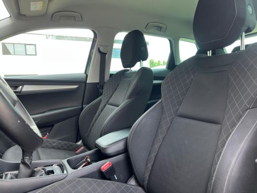 Skoda Karoq 1.0 TSI 110 pk Business Edition | Apple Carplay/Android Auto|telefoonintegratie premium | Buitens... ActivLease financial lease