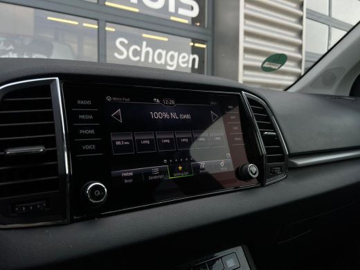 Skoda Karoq 1.0 TSI 110 pk Business Edition | Apple Carplay/Android Auto|telefoonintegratie premium | Buitens... ActivLease financial lease