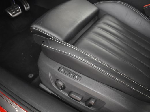 Skoda Superb Combi 1.4 TSI iV Laurin & Klement 218pk Trekhaak | 360 Camera | Leder bekleding | Panorama dak | ... ActivLease financial lease