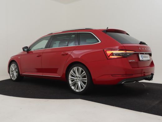 Skoda Superb Combi 1.4 TSI iV Laurin & Klement 218pk Trekhaak | 360 Camera | Leder bekleding | Panorama dak | ... ActivLease financial lease