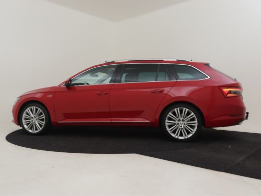 Skoda Superb Combi 1.4 TSI iV Laurin & Klement 218pk Trekhaak | 360 Camera | Leder bekleding | Panorama dak | ... ActivLease financial lease