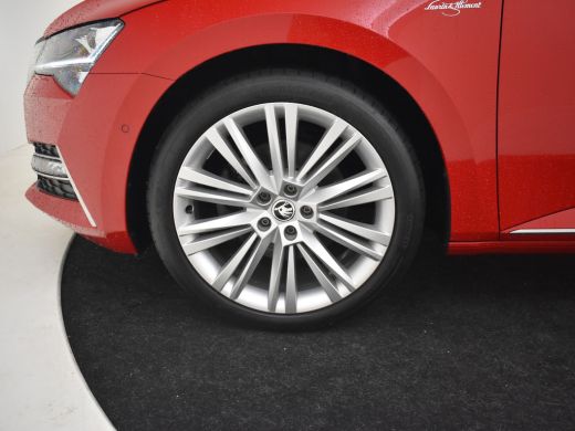 Skoda Superb Combi 1.4 TSI iV Laurin & Klement 218pk Trekhaak | 360 Camera | Leder bekleding | Panorama dak | ... ActivLease financial lease