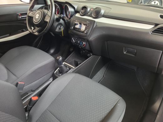 Suzuki Swift 1.2 Comfort | Airco | Apple CarPlay | Rijklaarprijs incl. garantie | ActivLease financial lease