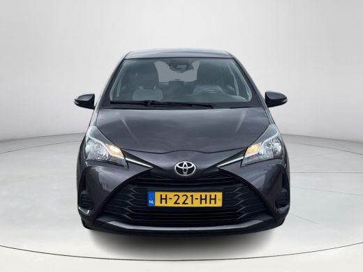 Toyota Yaris 1.0 VVT-i Connect ActivLease financial lease