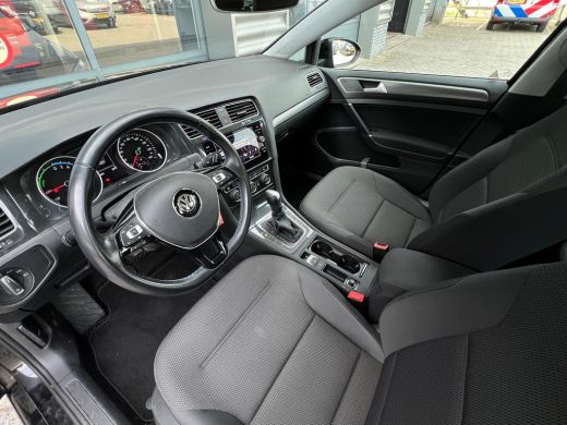 Volkswagen e-Golf E-DITION 136 pk | Airco (automatisch) | Cruise control adaptief | LED koplampen ActivLease financial lease