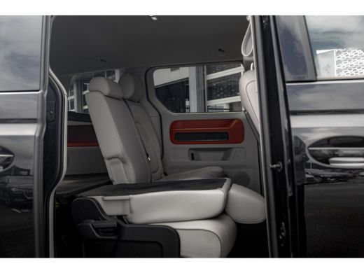 Volkswagen ID. Buzz Pro 77kWh | Trekhaak | Elec. Schuifdeuren | Elec. Voorstoelen | Adap. Cruise | ActivLease financial lease