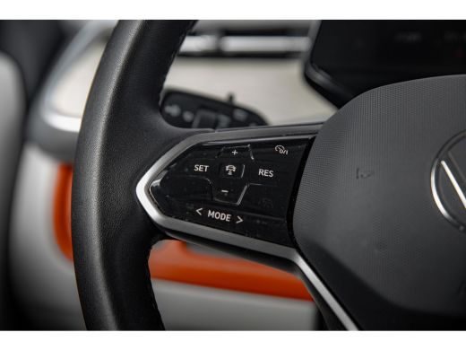 Volkswagen ID. Buzz Pro 77kWh | Trekhaak | Elec. Schuifdeuren | Elec. Voorstoelen | Adap. Cruise | ActivLease financial lease
