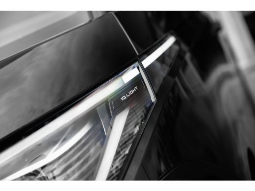 Volkswagen ID. Buzz Pro 77kWh | Trekhaak | Elec. Schuifdeuren | Elec. Voorstoelen | Adap. Cruise | ActivLease financial lease