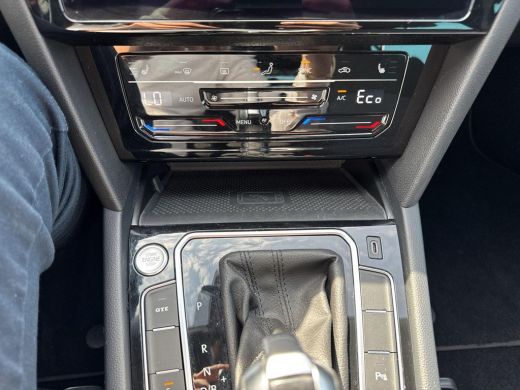 Volkswagen Passat 1.4 TSI PHEV GTE Business | 218 pk | Trekhaak | LED | ACC | A-Camera | App Connect | ActivLease financial lease