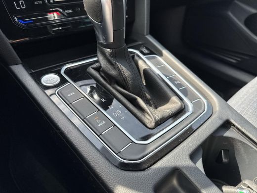 Volkswagen Passat 1.4 TSI PHEV GTE Business | 218 pk | Trekhaak | LED | ACC | A-Camera | App Connect | ActivLease financial lease
