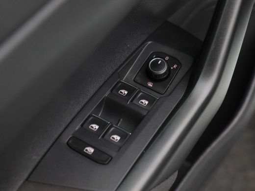 Volkswagen Polo 1.0 TSi Automaat Comfortline Business | LED | Adap Cruise | Airco | Navigatiesysteem | Carplay | ... ActivLease financial lease