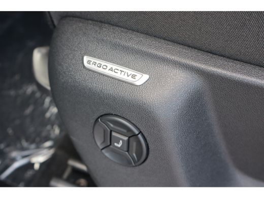 Volkswagen Tiguan R-Line Edition - eHybrid | 'App-Connect' draadloze smartphone integratie | Automatische afstandsr... ActivLease financial lease