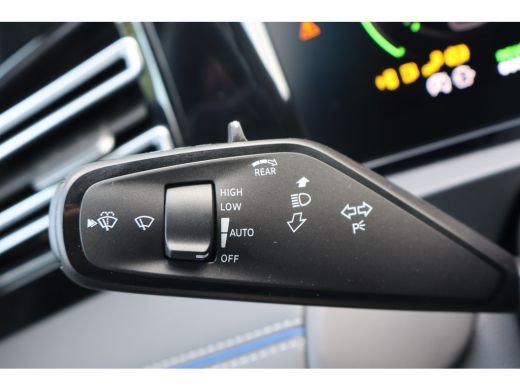 Volkswagen Tiguan R-Line Edition - eHybrid | 'App-Connect' draadloze smartphone integratie | Automatische afstandsr... ActivLease financial lease