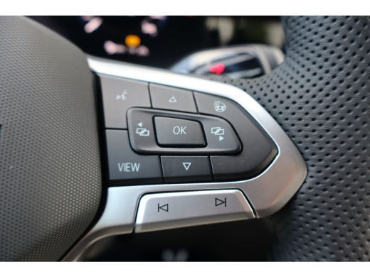 Volkswagen Tiguan R-Line Edition - eHybrid | 'App-Connect' draadloze smartphone integratie | Automatische afstandsr... ActivLease financial lease