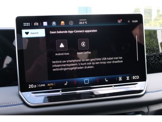 Volkswagen Tiguan R-Line Edition - eHybrid | 'App-Connect' draadloze smartphone integratie | Automatische afstandsr... ActivLease financial lease