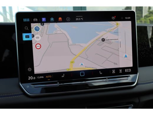 Volkswagen Tiguan R-Line Edition - eHybrid | 'App-Connect' draadloze smartphone integratie | Automatische afstandsr... ActivLease financial lease