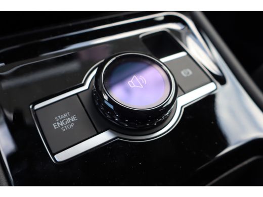 Volkswagen Tiguan R-Line Edition - eHybrid | 'App-Connect' draadloze smartphone integratie | Automatische afstandsr... ActivLease financial lease