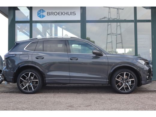 Volkswagen Tiguan R-Line Edition - eHybrid | 'App-Connect' draadloze smartphone integratie | Automatische afstandsr... ActivLease financial lease