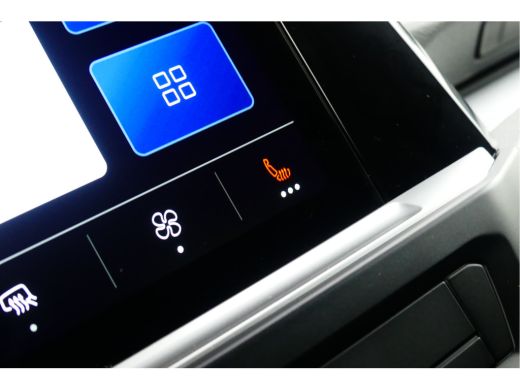 Volkswagen Transporter PanAmericana | Automaat 150 pk | Trekhaak | Camera | Navi | Stoelverwarming| ActivLease financial lease