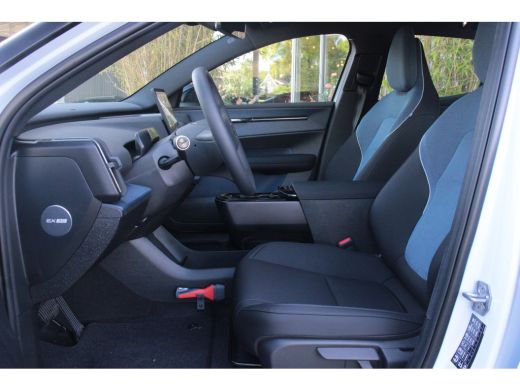 Volvo  EX30 Single Motor Extended Range Plus 69 kWh | Adaptive Cruise | BLIS | Harman/Kardon | Stuur/stoelver... ActivLease financial lease