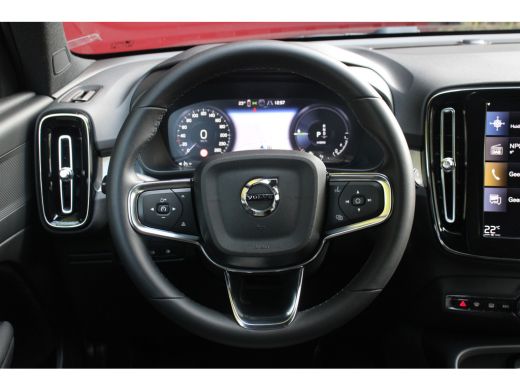 Volvo  XC40 1.5 T4 Recharge Inscription Expression | Camera | Keyless | 18" Velgen | Botsingspreventie ActivLease financial lease