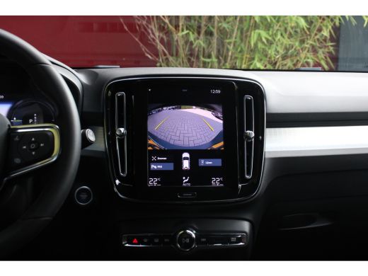 Volvo  XC40 1.5 T4 Recharge Inscription Expression | Camera | Keyless | 18" Velgen | Botsingspreventie ActivLease financial lease