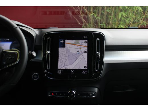 Volvo  XC40 1.5 T4 Recharge Inscription Expression | Camera | Keyless | 18" Velgen | Botsingspreventie ActivLease financial lease
