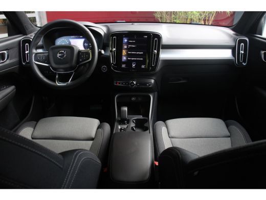 Volvo  XC40 1.5 T4 Recharge Inscription Expression | Camera | Keyless | 18" Velgen | Botsingspreventie ActivLease financial lease