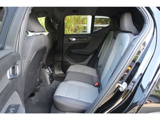 Volvo  XC40 1.5 T4 Recharge Inscription Expression | Camera | Keyless | 18" Velgen | Botsingspreventie ActivLease financial lease
