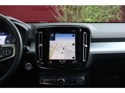 Volvo  XC40 1.5 T5 Twin Engine Momentum Pro | Adaptive Cruise | BLIS | 360 Camera | Stoelverwarming ActivLease financial lease