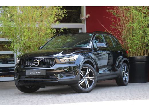 Volvo  XC40 1.5 T5 Twin Engine R-Design | 19" Velgen | Parkeerhulp | Botsingspreventie