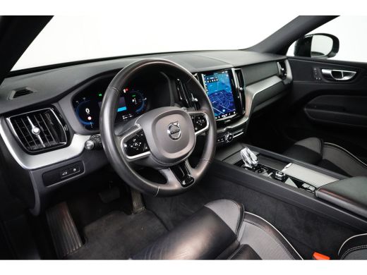 Volvo  XC60 2.0 T8 Plug-in Hybrid Plus Dark | Panoramadak | 360 Camera | Pilot Assist | Full-LED | ActivLease financial lease