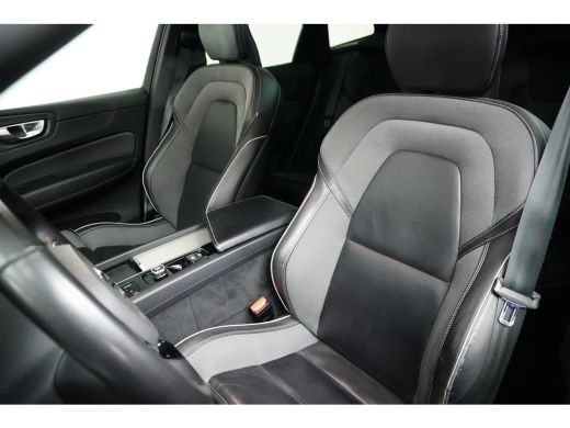 Volvo  XC60 2.0 T8 Plug-in Hybrid Plus Dark | Panoramadak | 360 Camera | Pilot Assist | Full-LED | ActivLease financial lease