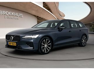 Volvo  V60 2.0 T6 Plug-in hybrid AWD Plus Dark | Trekhaak | Panoramadak | Harman Kardon Audio | PDC + 360 Ca...