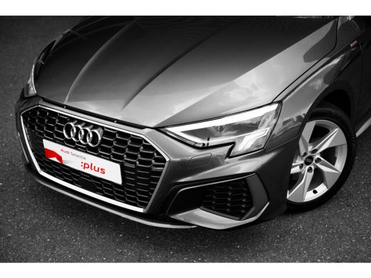 Audi A3 Sportback 30 TFSI 110pk S edition | Stoelverwarming | Ambiente Lichtpakket Plus | Getint Glas ActivLease financial lease