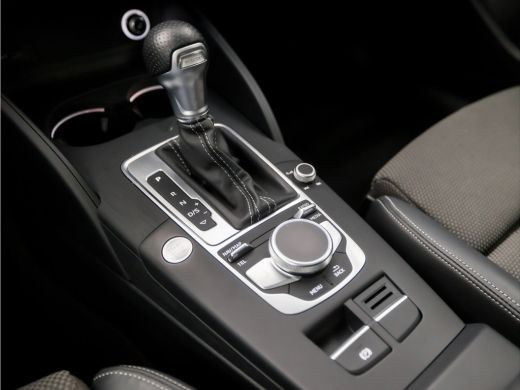 Audi A3 Sportback 40 e-tron S-Line Sport 204Pk Automaat (2X S-LINE, SCHUIFDAK, VIRTUAL COCKPIT, APPLE CAR... ActivLease financial lease