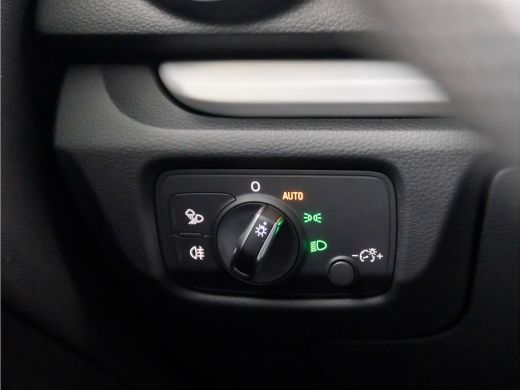 Audi A3 Sportback 40 e-tron S-Line Sport 204Pk Automaat (2X S-LINE, SCHUIFDAK, VIRTUAL COCKPIT, APPLE CAR... ActivLease financial lease