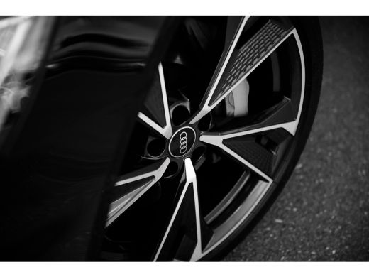 Audi A6 Avant 50 TFSI e 299pk quattro S-Line | Panoramadak | Assistentiepakket Tour | Stoelverwarming | 2... ActivLease financial lease