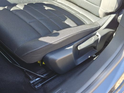 Citroën C4 1.2 Hybrid 136 Plus ActivLease financial lease