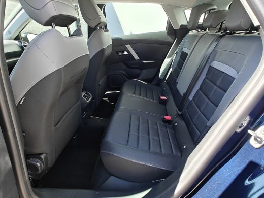 Citroën C4 1.2 Hybrid 136 Plus ActivLease financial lease