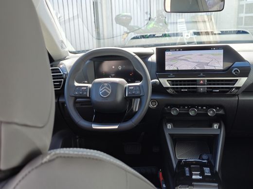 Citroën C4 1.2 Hybrid 136 Plus ActivLease financial lease