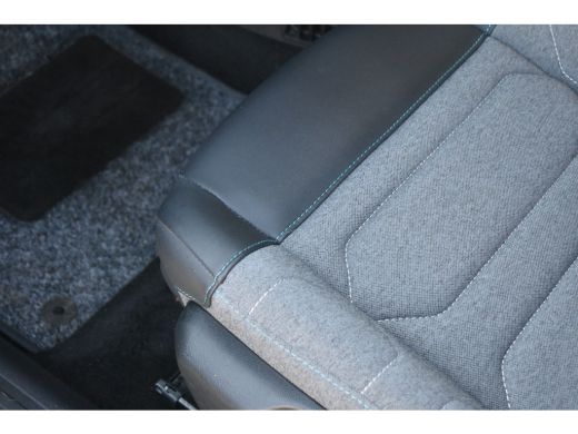 Citroën ë-C4 Feel 50 kWh 3 Fase | Navigatie by App | Cruise Control | Full-LED | DAB+ | Parkeersensoren | Lane... ActivLease financial lease