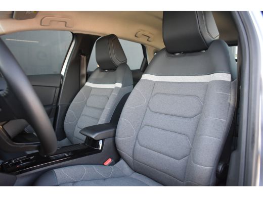 Citroën ë-C4 Feel 50 kWh 3 Fase | Navigatie by App | Cruise Control | Full-LED | DAB+ | Parkeersensoren | Lane... ActivLease financial lease