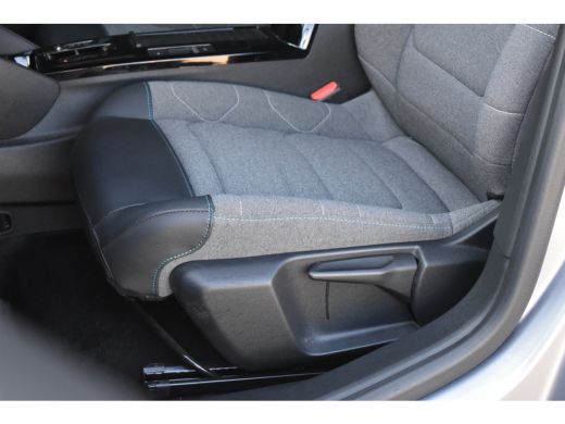 Citroën ë-C4 Feel 50 kWh 3 Fase | Navigatie by App | Cruise Control | Full-LED | DAB+ | Parkeersensoren | Lane... ActivLease financial lease