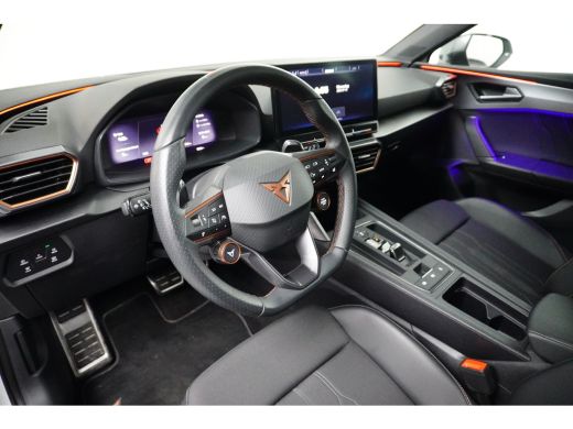 CUPRA Leon Sportstourer 1.4 e-Hybrid 245 pk VZ Performance | Achteruitrijcamera | Apple Carplay/Android Auto|telefooninte... ActivLease financial lease