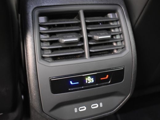 CUPRA Leon Sportstourer 1.4 e-Hybrid VZ Performance 245pk Camera achter | Adaptief cruise control | Navigatie | Park assi... ActivLease financial lease