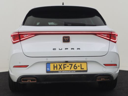 CUPRA Leon Sportstourer 1.4 e-Hybrid VZ Performance 245pk Camera achter | Adaptief cruise control | Navigatie | Park assi... ActivLease financial lease