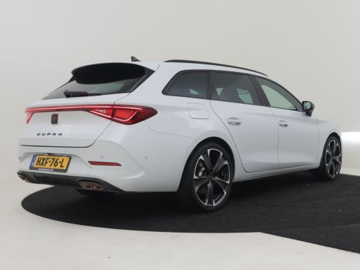 CUPRA Leon Sportstourer 1.4 e-Hybrid VZ Performance 245pk Camera achter | Adaptief cruise control | Navigatie | Park assi... ActivLease financial lease